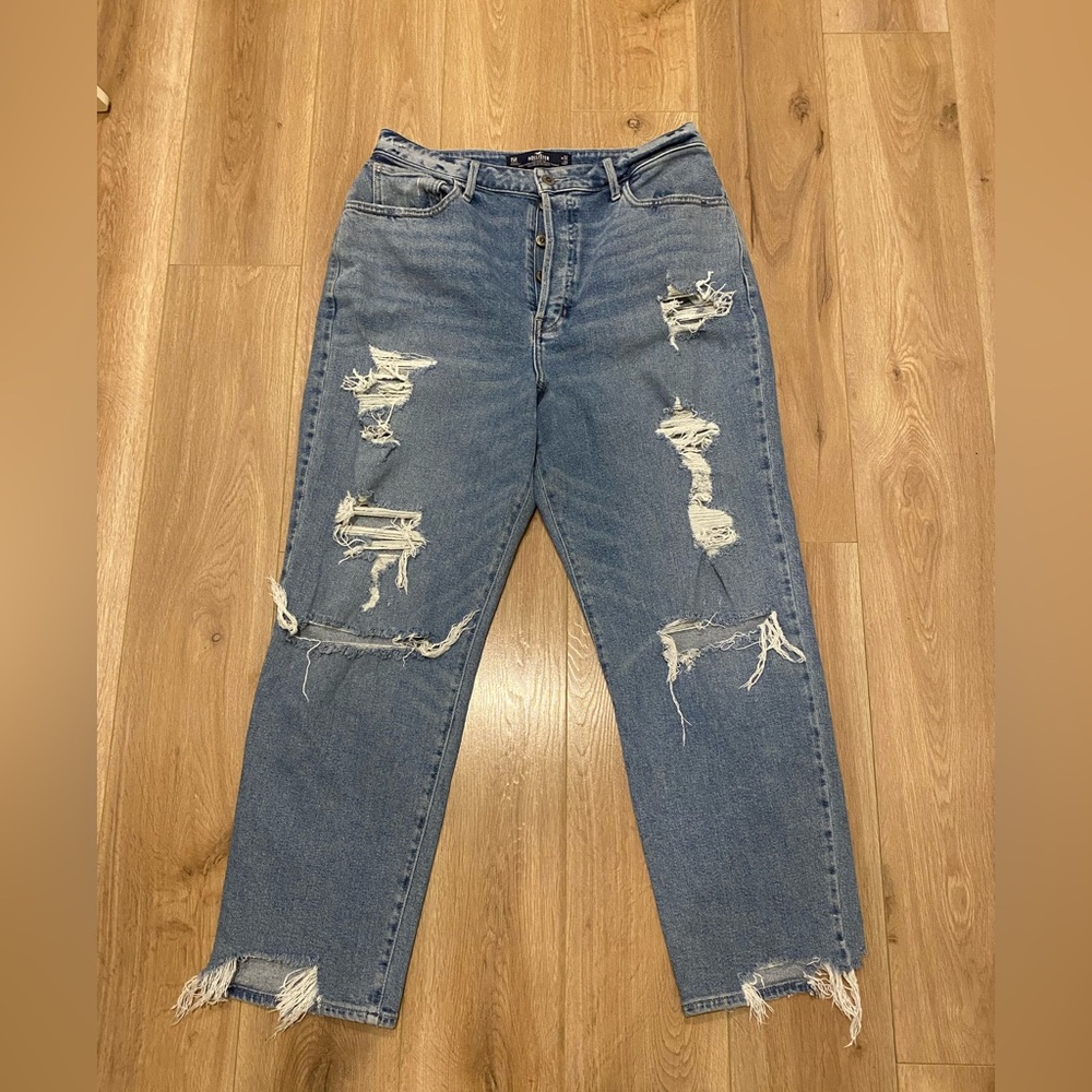 HOLLISTER Curvy Ultra High-Rise Vintage Straight jeans